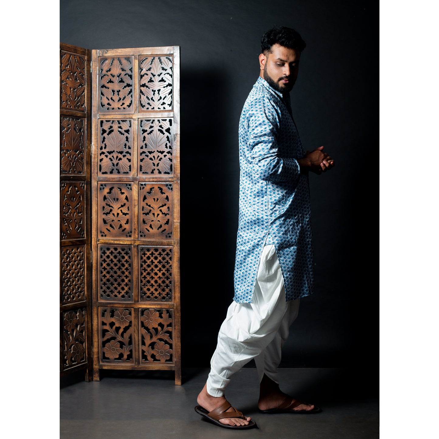 Stylish Blue Kurta with Geometric Elegance