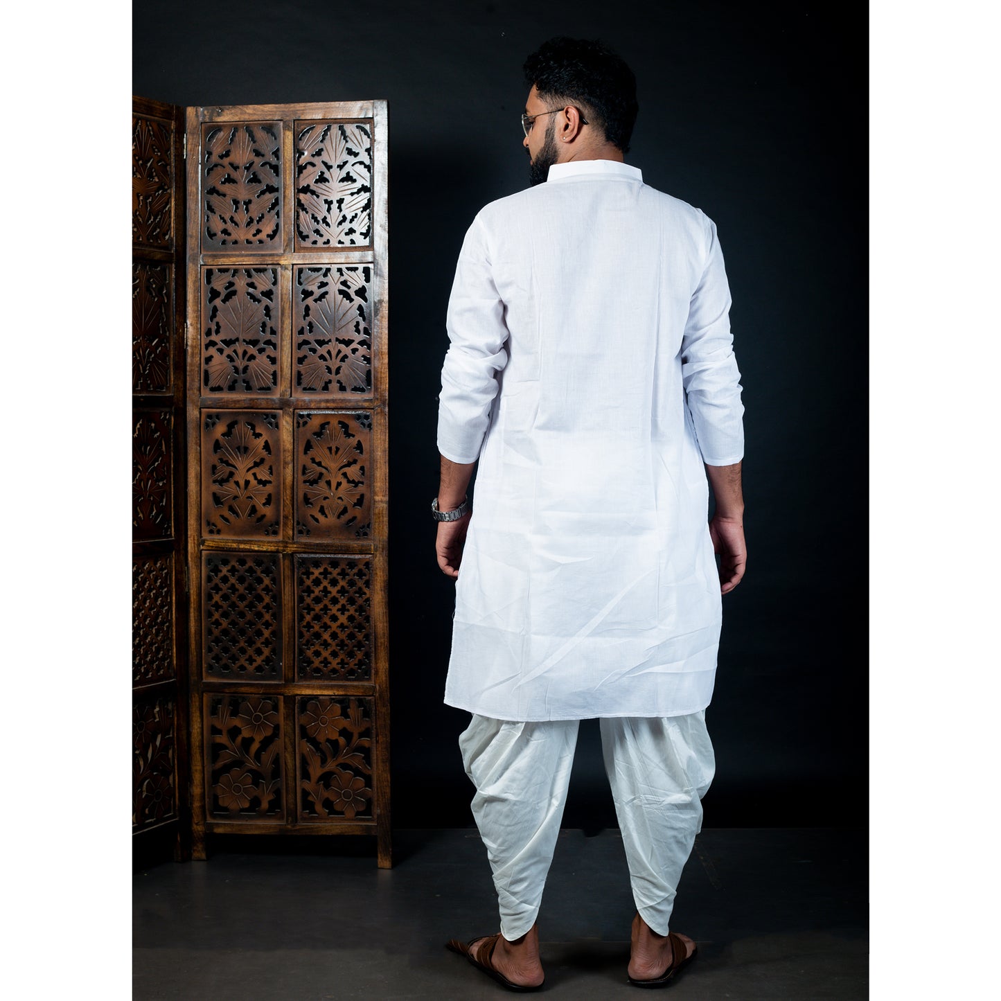 Refined Simplicity: White Kurta Excellence